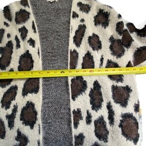 UMGEE Cream Eyelash Leopard Print Cardigan